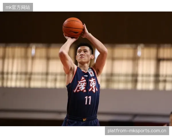 CBA广东外线联手连砍30分掀翻对手格局