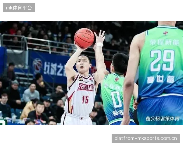 CBA天津大号三分扭转战局，展现超强逆袭力量